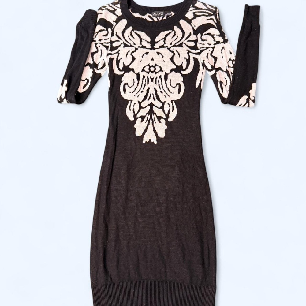Alloy Apparel Black and white long-sleeve thin sweater dress - Picture 2 of 5